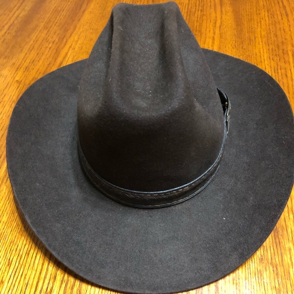 crushed stetson hat